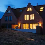 펜션 Reethuus Sued Modern Retreat 유이스트