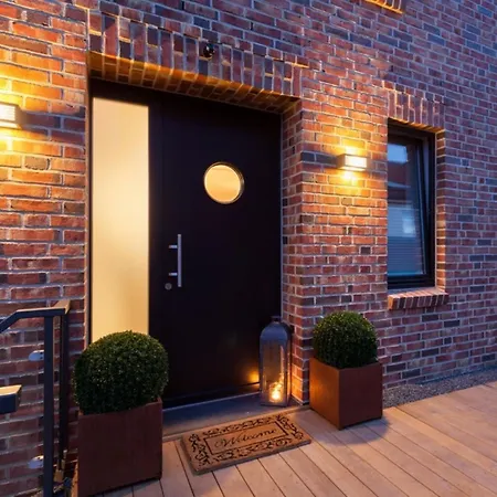 Reethuus Sued Modern Retreat