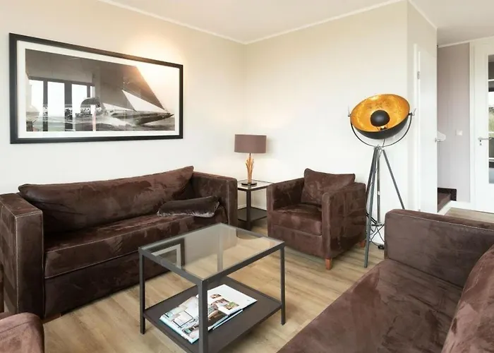 別荘 Reethuus Sued Modern Retreat *