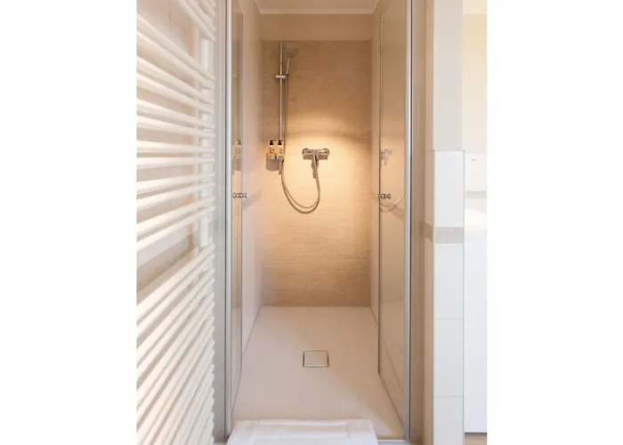 Reethuus Sued Modern Retreat *